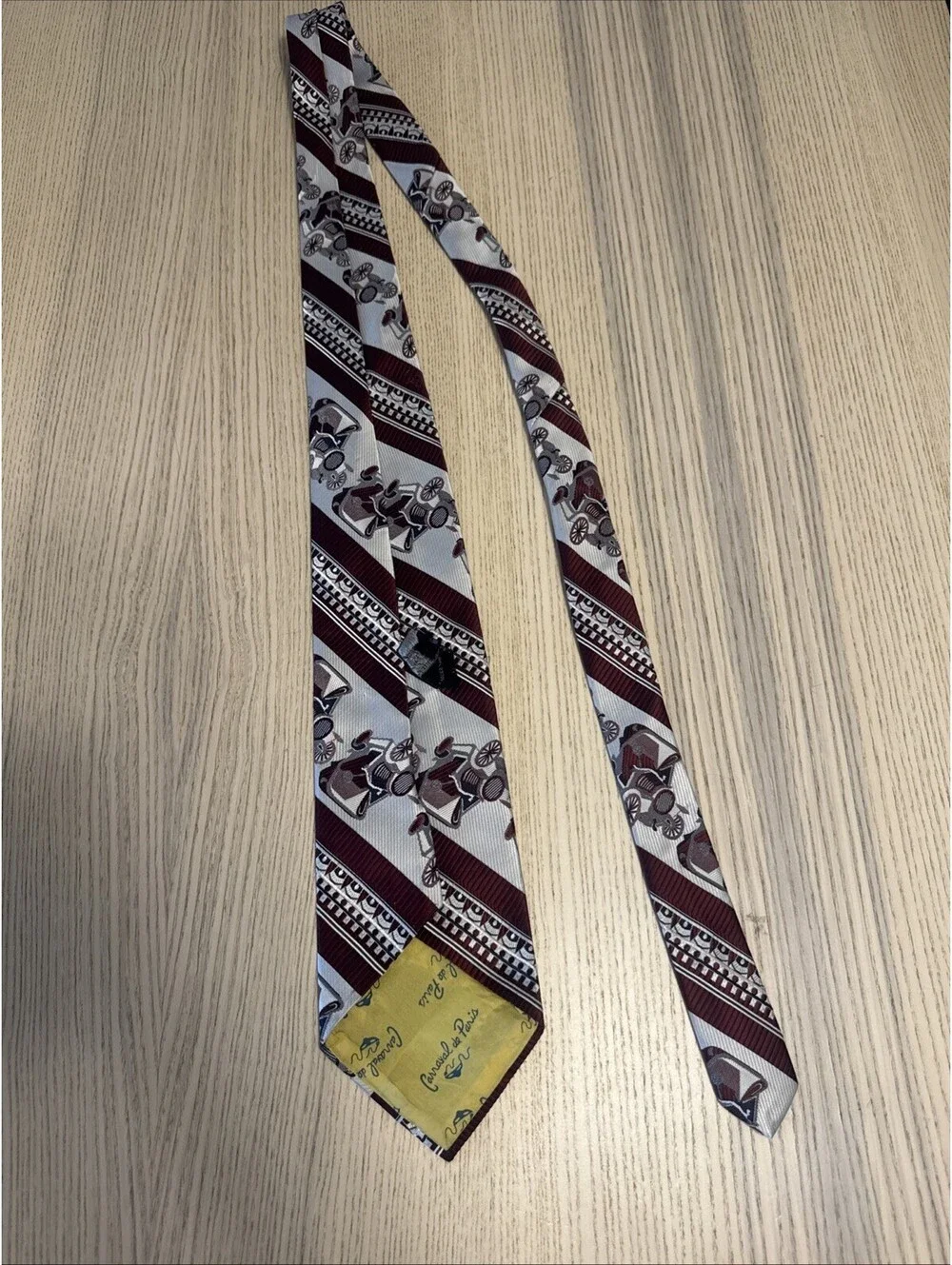 Vtg Carnaval de Paris Wide Kipper Tie Classic Antique Car Novelty Red Light Blue